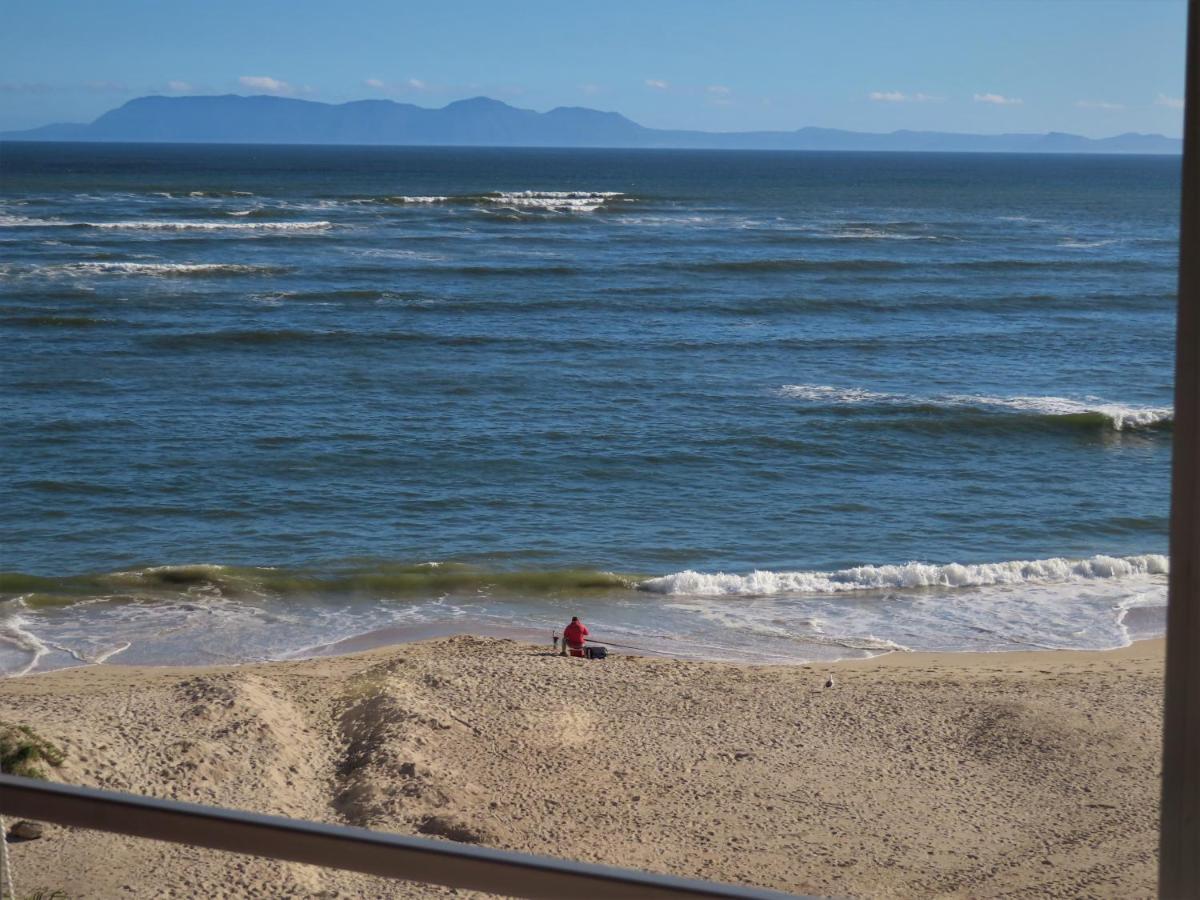 On The Beach At Strand Extérieur photo